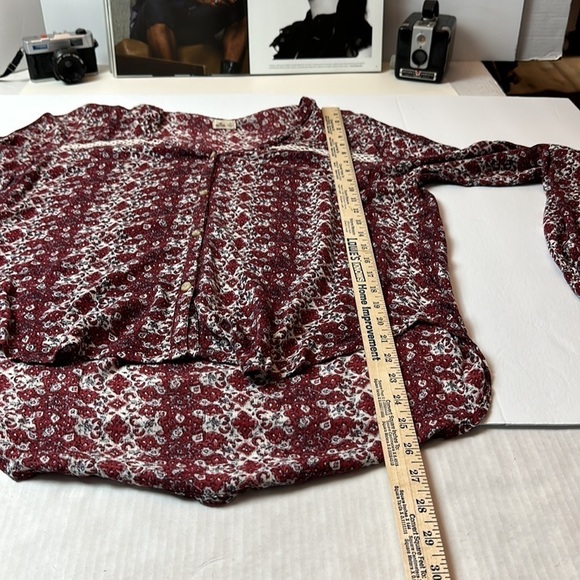 Hollister babydoll/ pheasant button down/ up blouse. - Picture 11 of 14